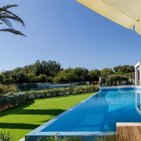 Palace Of Mediterranean Beachfront Appartamento Ayia Napa