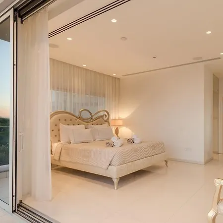 Appartamento Palace Of Mediterranean Beachfront Ayia Napa