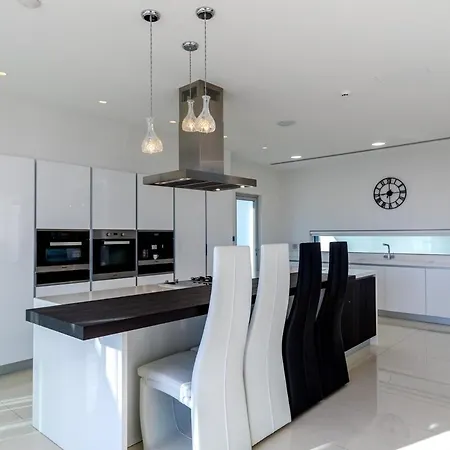 Apartament Palace Of Mediterranean Beachfront *