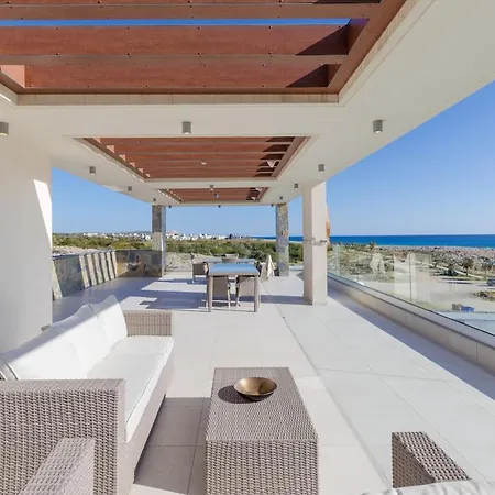 Palace Of Mediterranean Beachfront * 아이아 나파